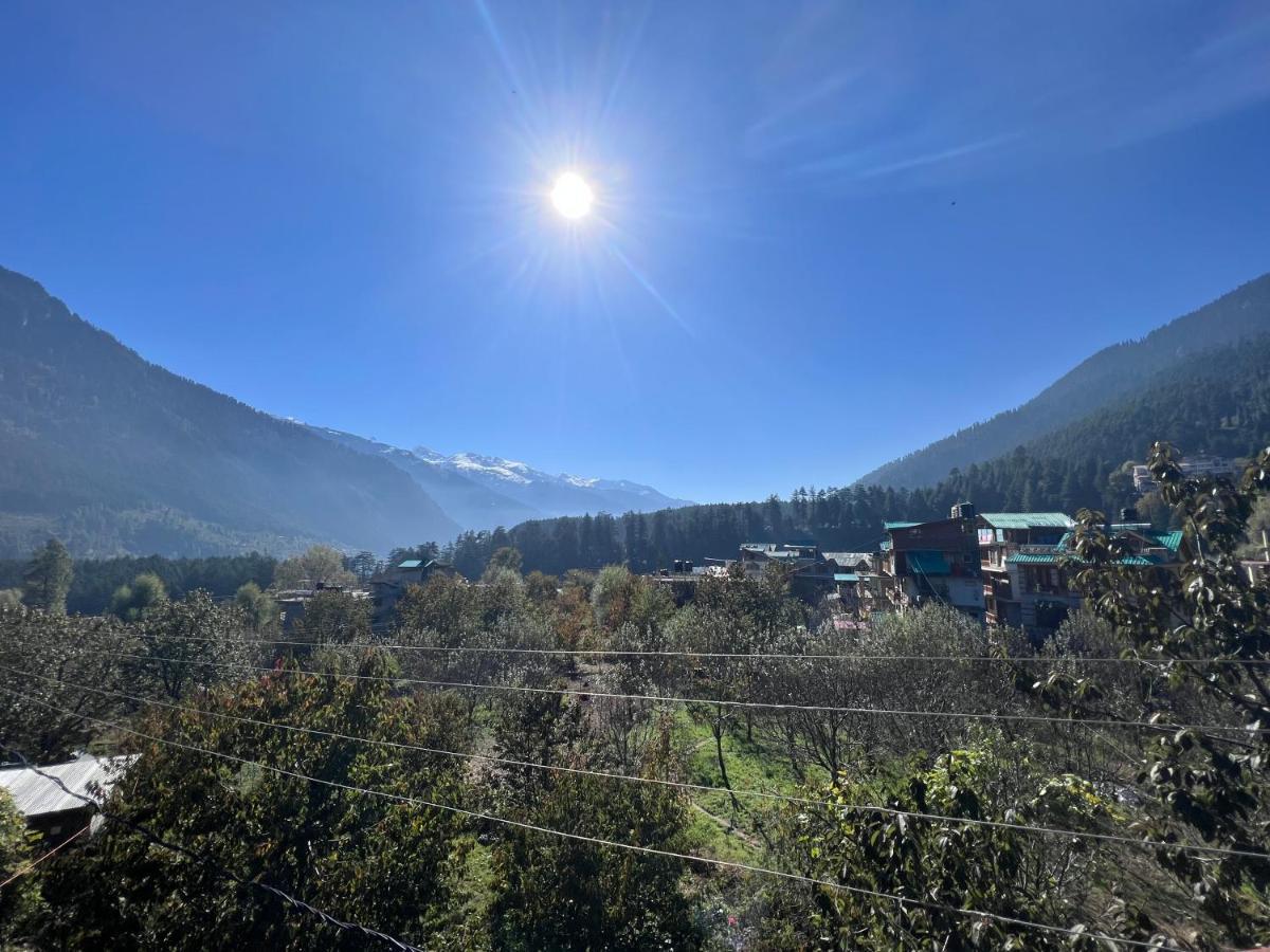 Yolo Backpackers - Manali Hostel Exterior photo