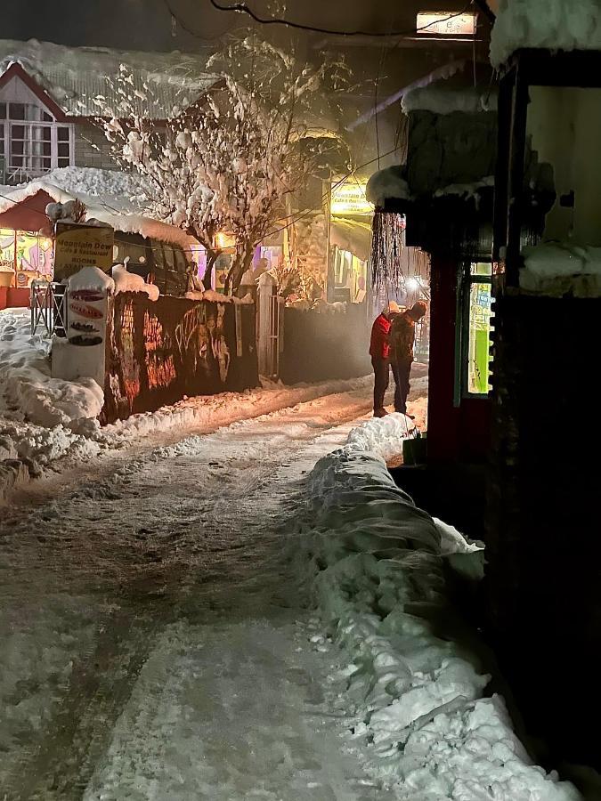 Yolo Backpackers - Manali Hostel Exterior photo