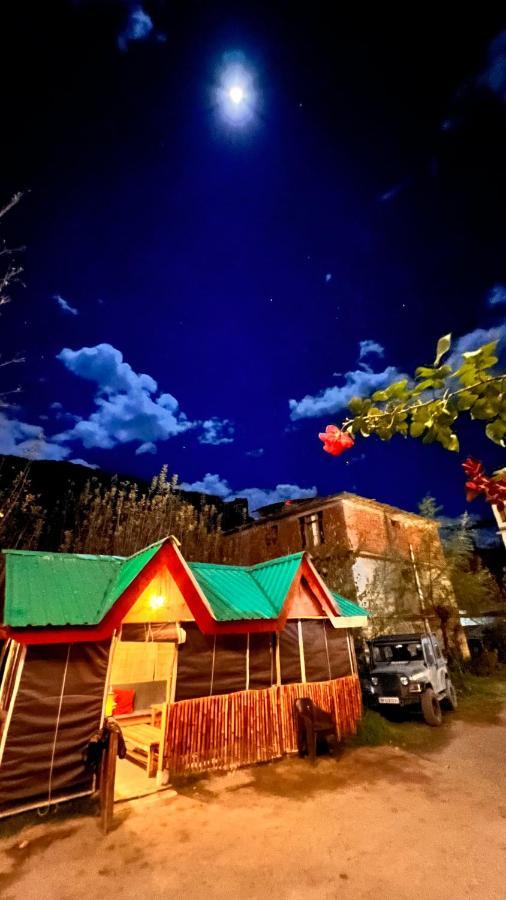 Yolo Backpackers - Manali Hostel Exterior photo